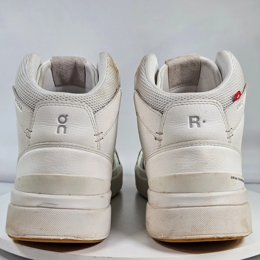 On Running The Roger Clubhouse Mid White Ivory‎ Womens 11 Sneakers 3WD11150248